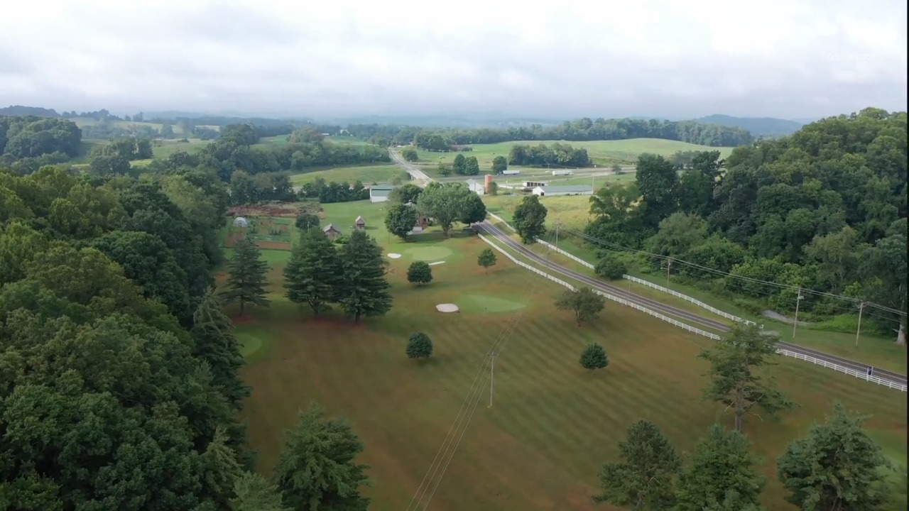 Lynch links, Emory, Virginia Golf course information and reviews.